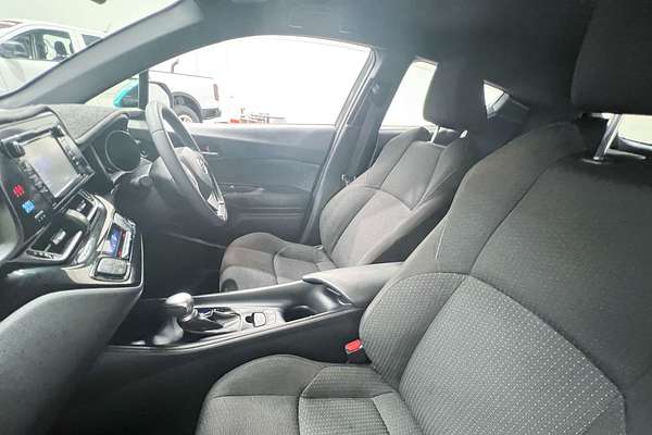 2018 Toyota C-HR NGX10R