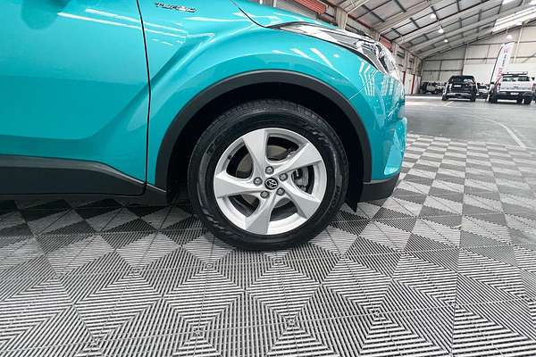 2018 Toyota C-HR NGX10R