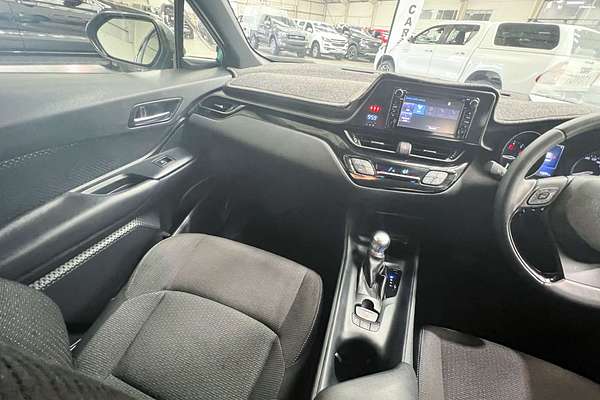 2018 Toyota C-HR NGX10R