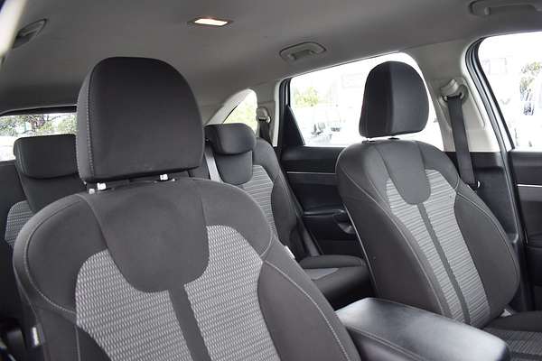 2023 Kia Sorento S MQ4