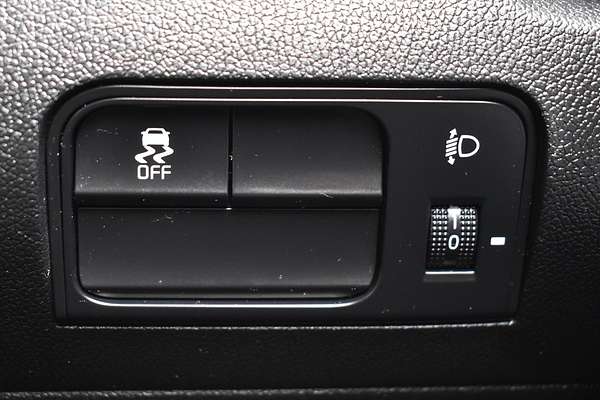 2023 Kia Sorento S MQ4