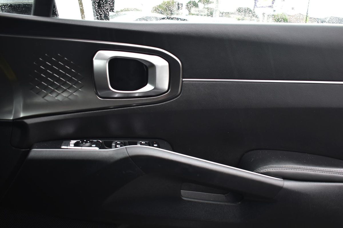 2023 Kia Sorento S MQ4