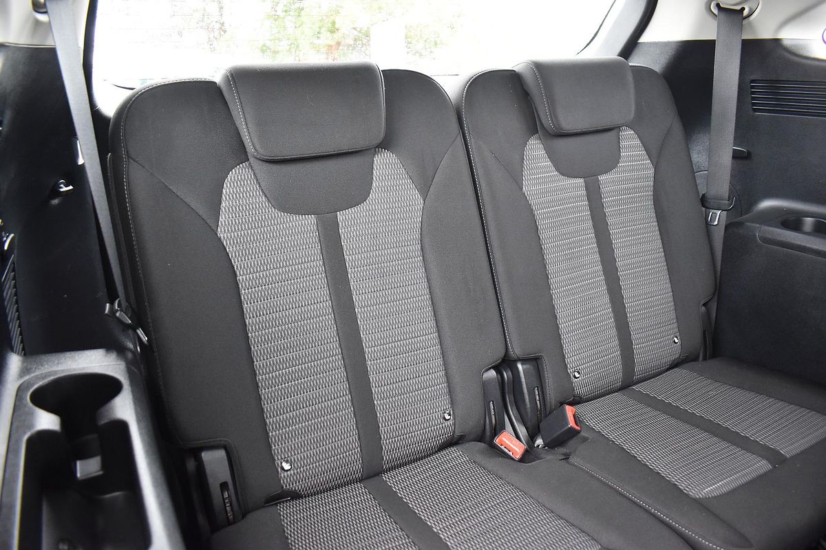 2023 Kia Sorento S MQ4