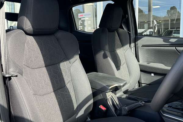 2025 Isuzu D-MAX X-RIDER 4X4