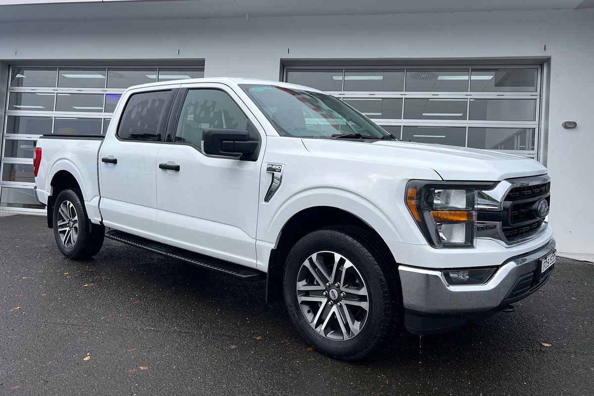 2023 Ford F-150 XLT 4X4 SWB