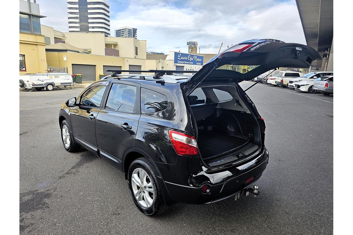 2013 Nissan Dualis +2 ST J10 Series 4