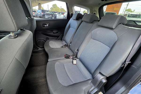 2013 Nissan Dualis +2 ST J10 Series 4