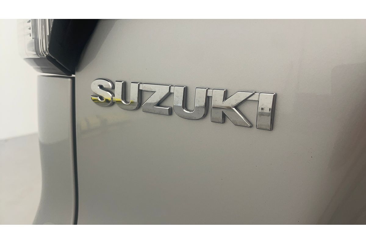 2023 Suzuki S-Cross GLX JYB