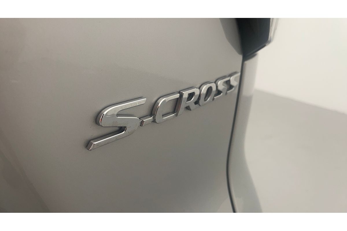 2023 Suzuki S-Cross GLX JYB