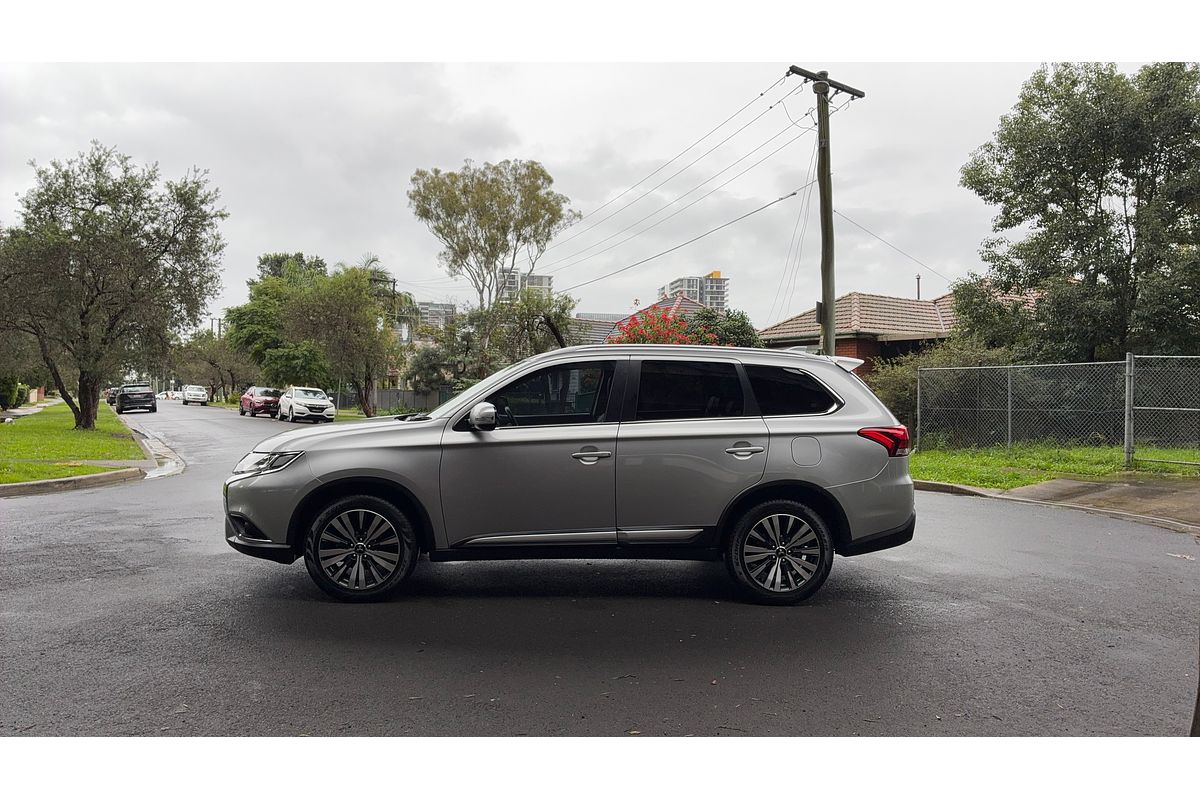 2019 Mitsubishi Outlander LS ZL