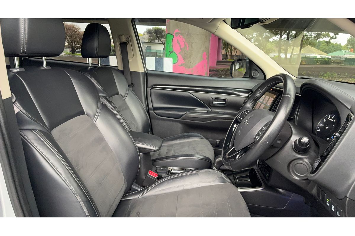 2019 Mitsubishi Outlander LS ZL