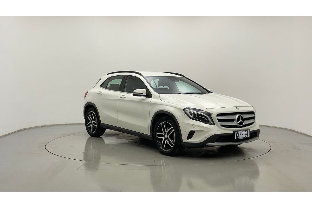 2017 Mercedes-Benz GLA-Class GLA180 X156