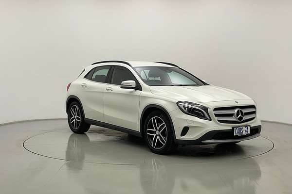2017 Mercedes-Benz GLA-Class GLA180 X156