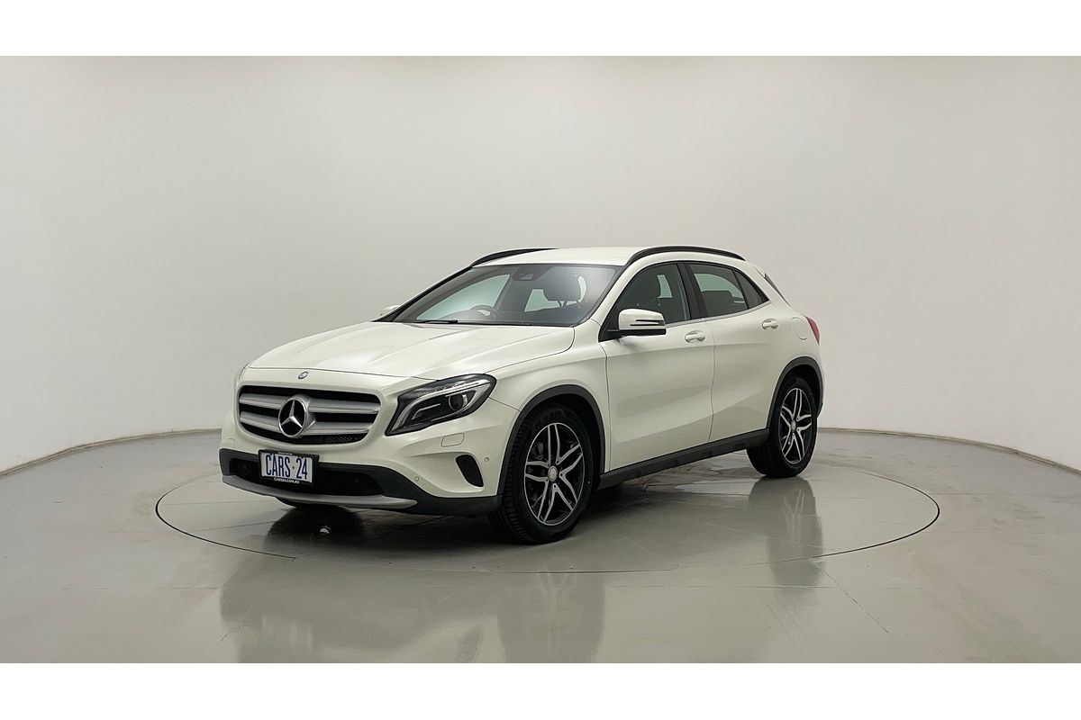 2017 Mercedes-Benz GLA-Class GLA180 X156