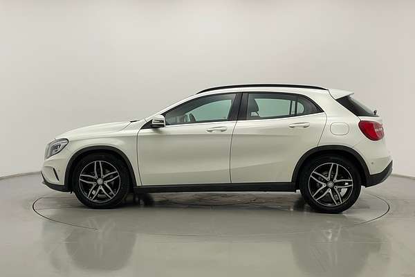 2017 Mercedes-Benz GLA-Class GLA180 X156