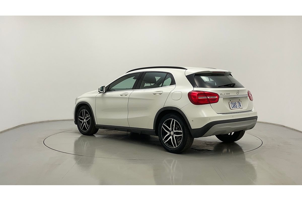 2017 Mercedes-Benz GLA-Class GLA180 X156