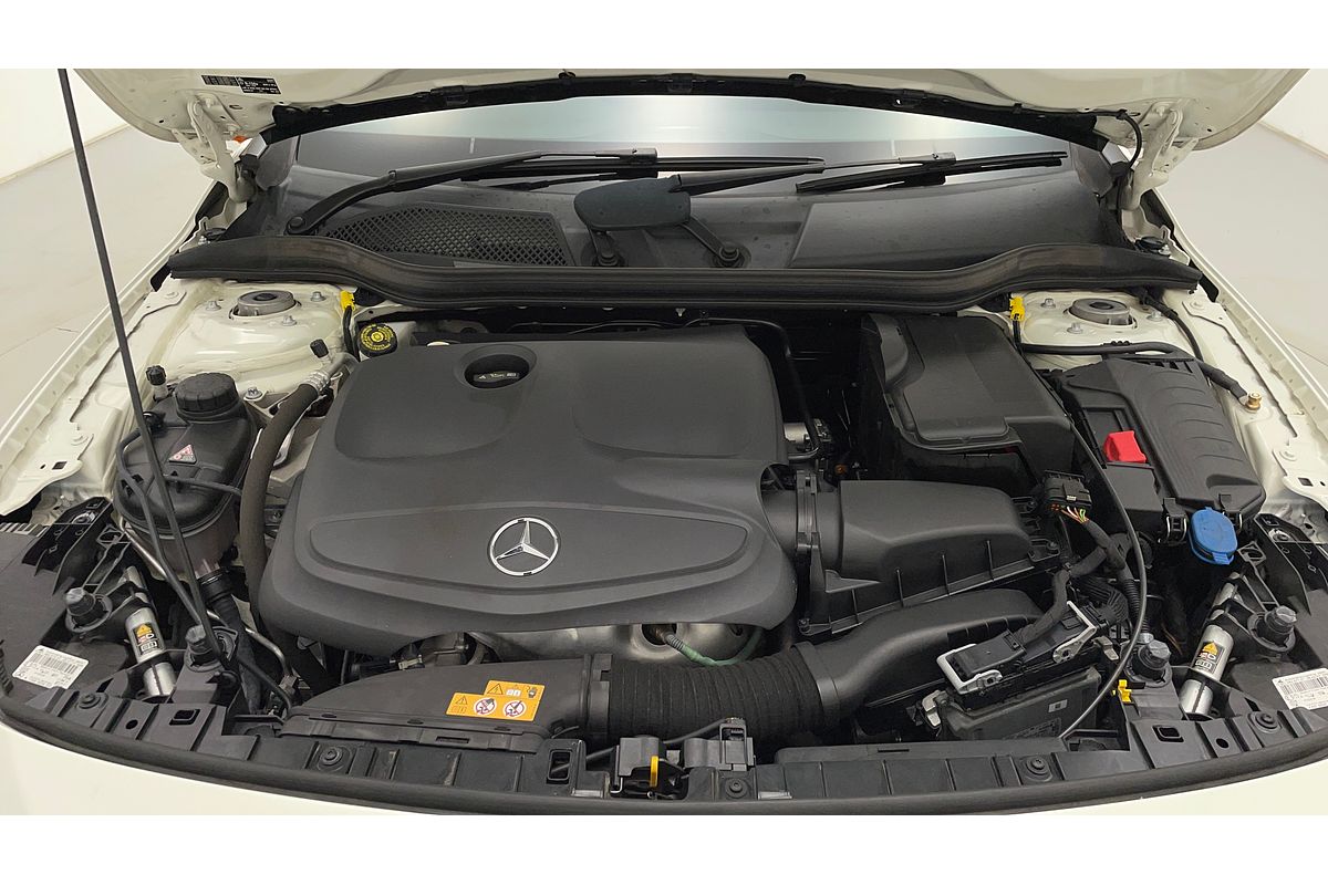 2017 Mercedes-Benz GLA-Class GLA180 X156