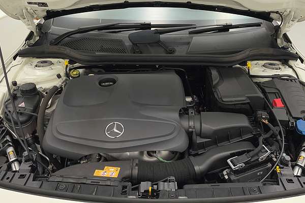 2017 Mercedes-Benz GLA-Class GLA180 X156