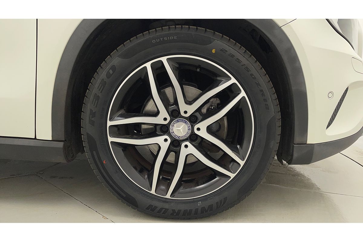 2017 Mercedes-Benz GLA-Class GLA180 X156