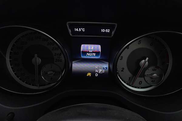 2017 Mercedes-Benz GLA-Class GLA180 X156