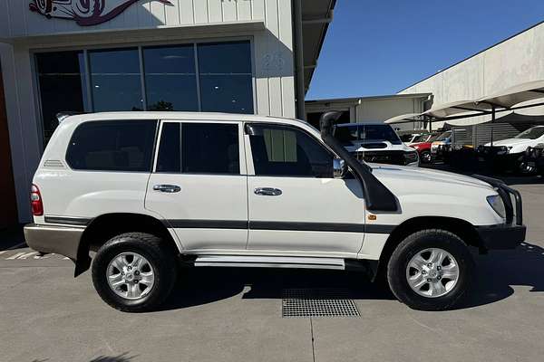 2003 Toyota Landcruiser GXL HDJ100R