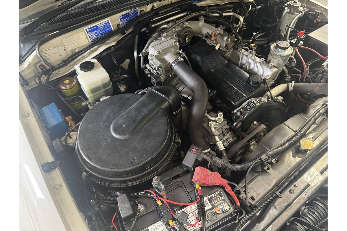 2003 Toyota Landcruiser GXL HDJ100R