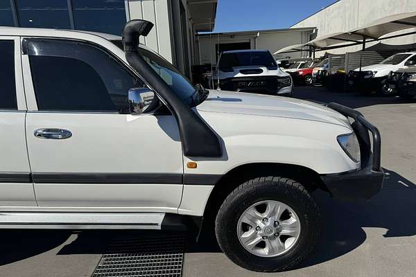 2003 Toyota Landcruiser GXL HDJ100R