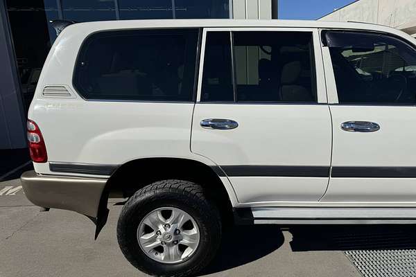 2003 Toyota Landcruiser GXL HDJ100R