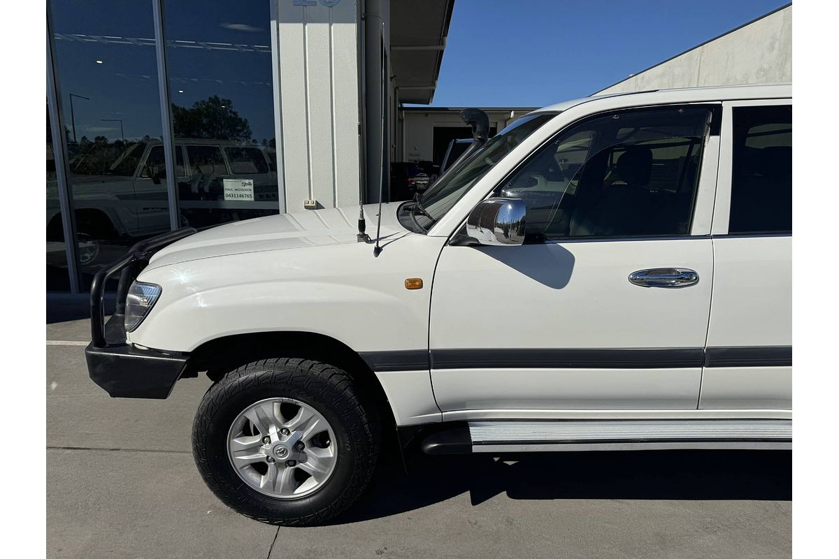 2003 Toyota Landcruiser GXL HDJ100R