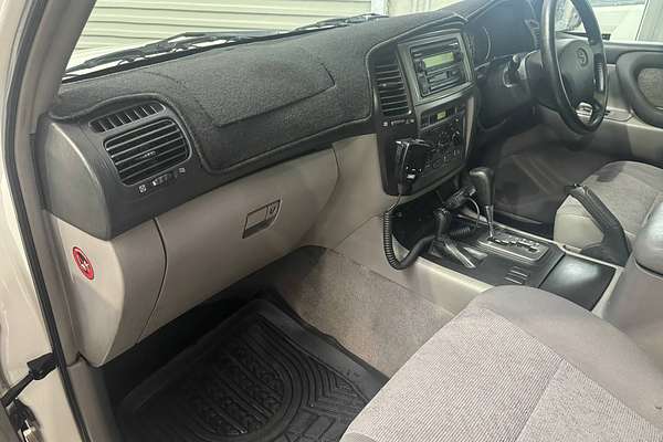 2003 Toyota Landcruiser GXL HDJ100R