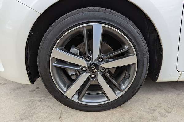 2017 Kia Cerato Sport YD