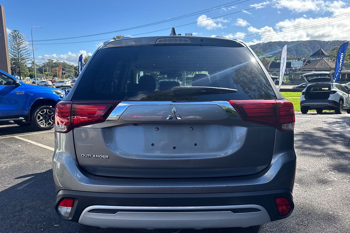 2020 Mitsubishi Outlander ES ZL