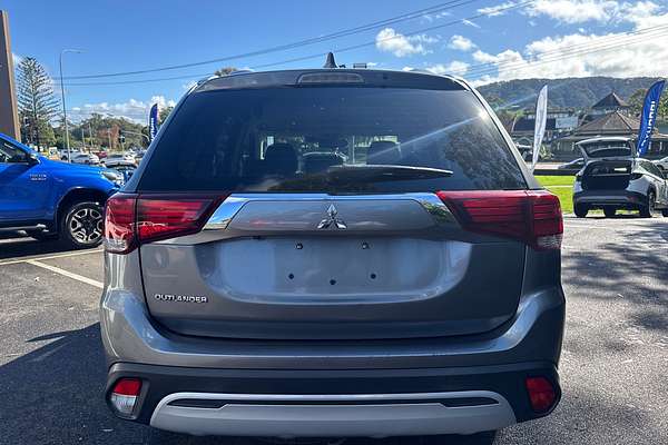 2020 Mitsubishi Outlander ES ZL