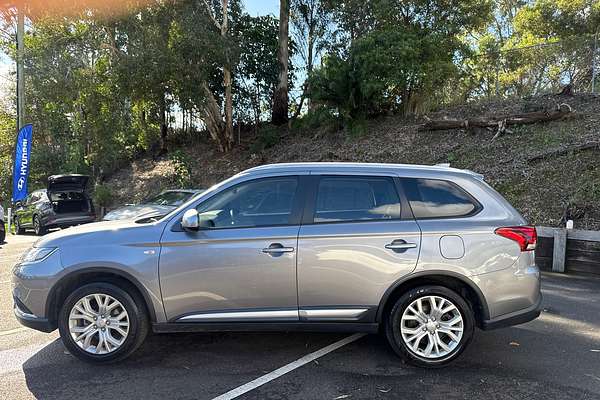 2020 Mitsubishi Outlander ES ZL
