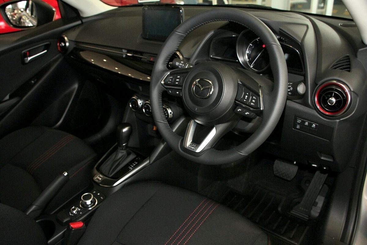 2025 Mazda 2 G15 Evolve DJ Series