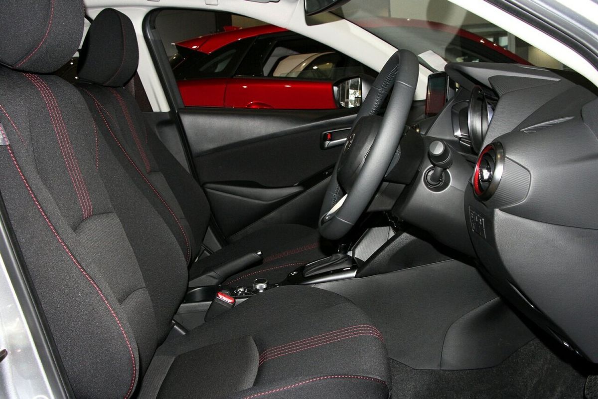 2025 Mazda 2 G15 Evolve DJ Series
