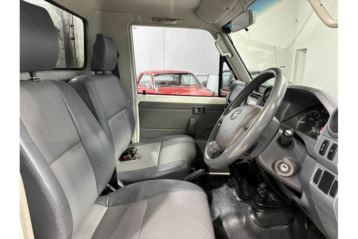 2014 Toyota Landcruiser Workmate VDJ79R 4X4
