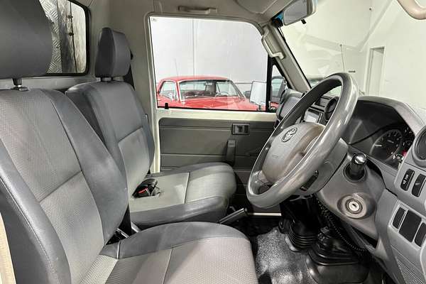 2014 Toyota Landcruiser Workmate VDJ79R 4X4