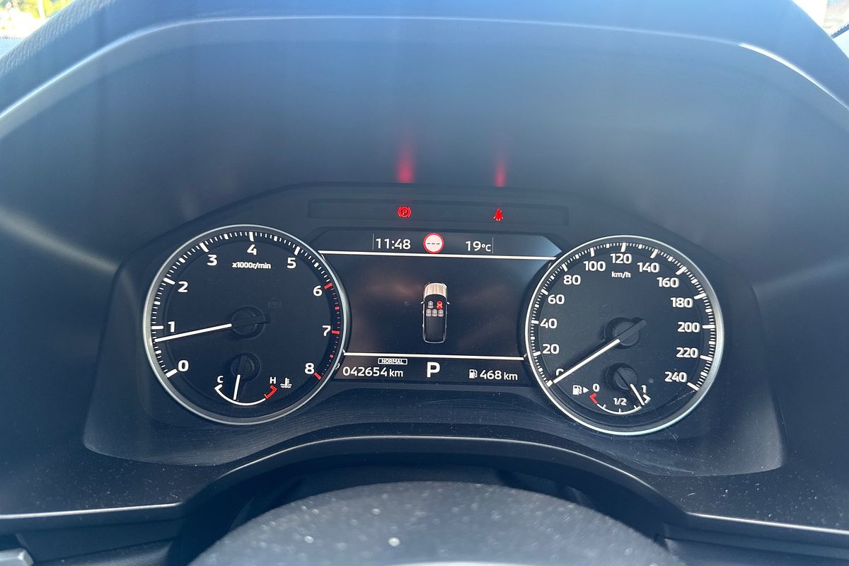 2023 Mitsubishi Outlander ES ZM