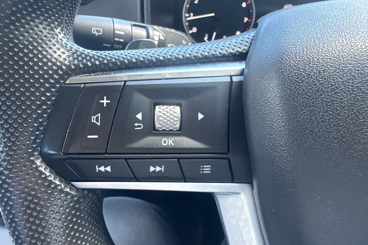 2023 Mitsubishi Outlander ES ZM