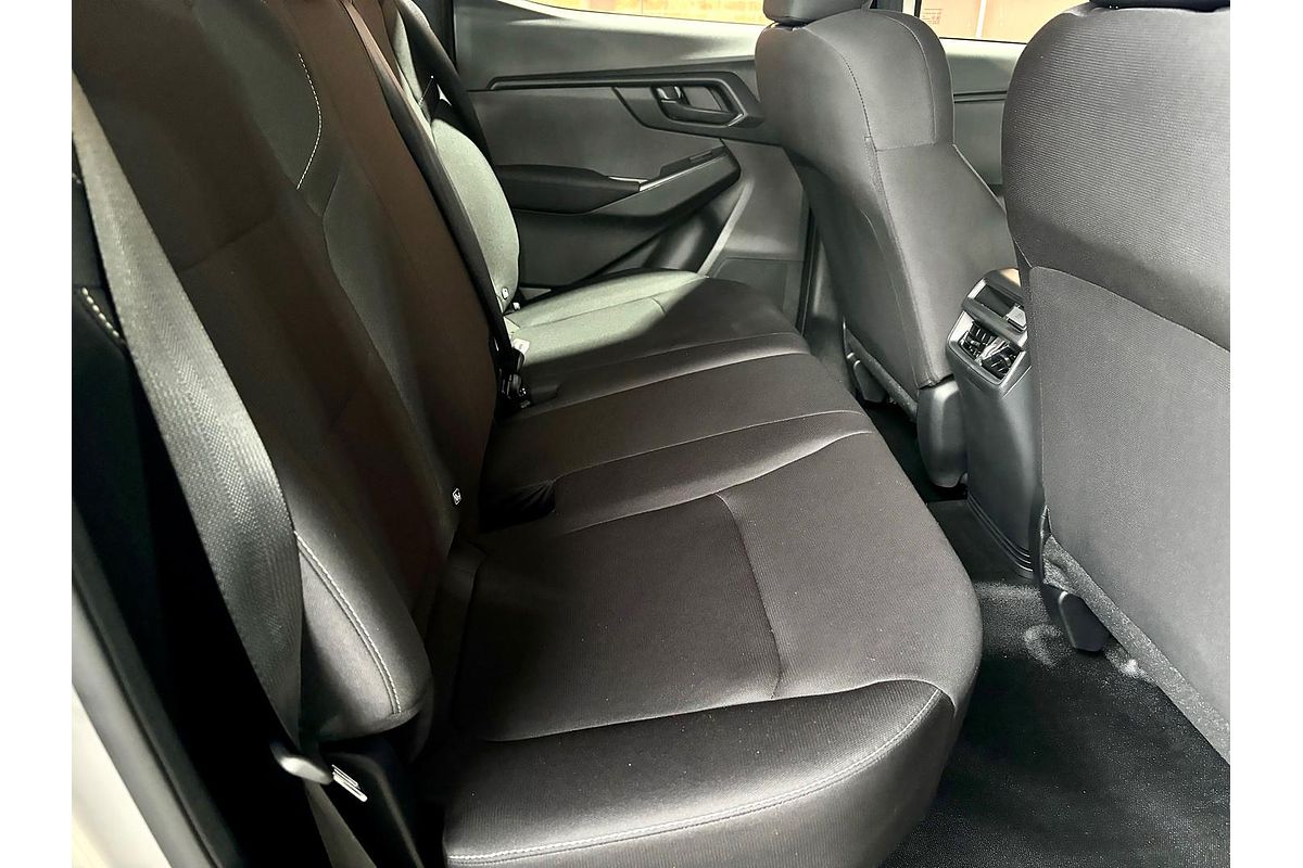 2024 Isuzu D-MAX SX 4X4