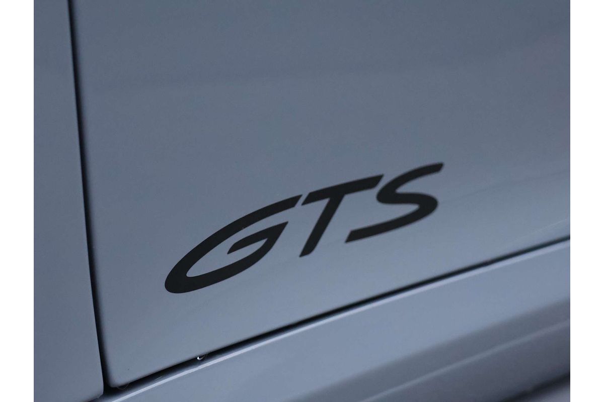 2023 Porsche 911 Carrera GTS 992