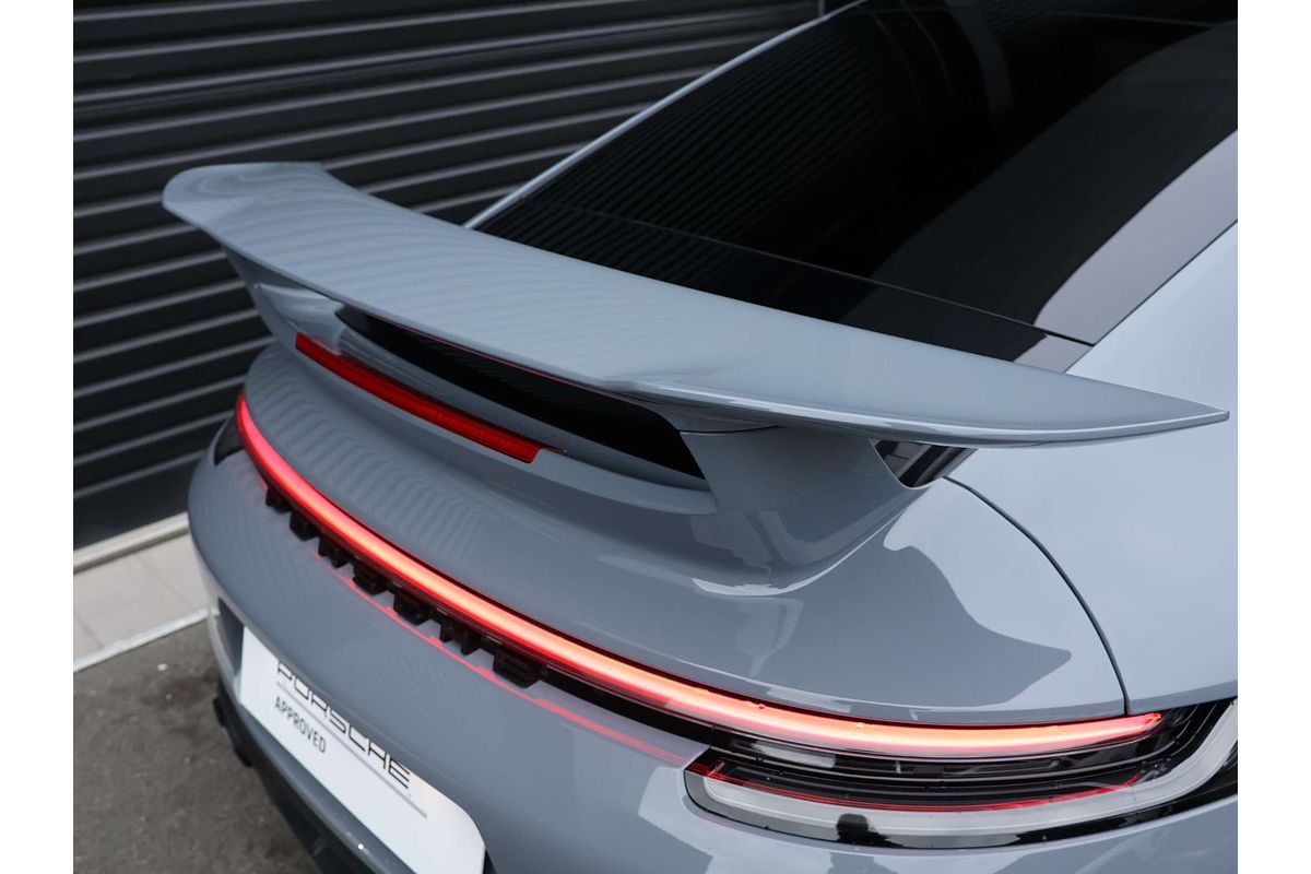2023 Porsche 911 Carrera GTS 992