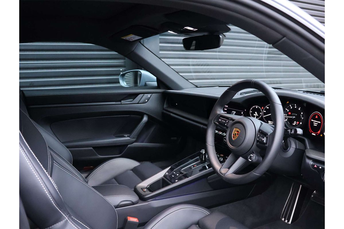 2023 Porsche 911 Carrera GTS 992