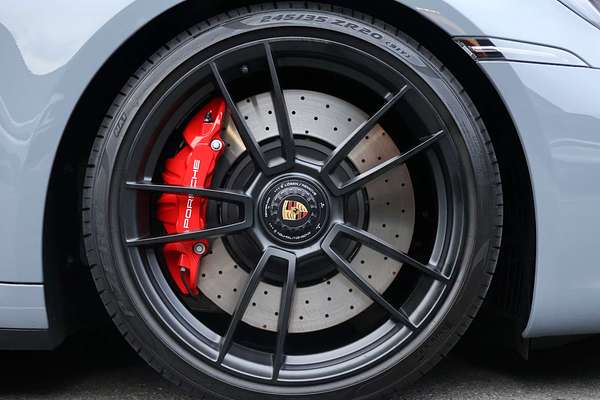 2023 Porsche 911 Carrera GTS 992