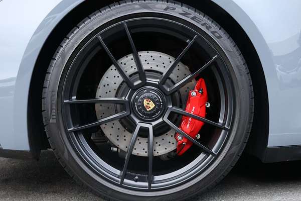 2023 Porsche 911 Carrera GTS 992