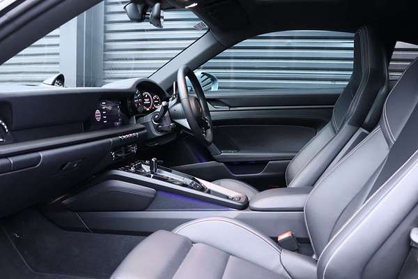 2023 Porsche 911 Carrera GTS 992