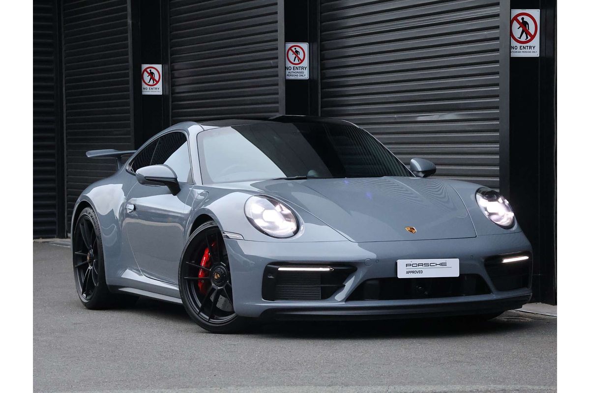 2023 Porsche 911 Carrera GTS 992
