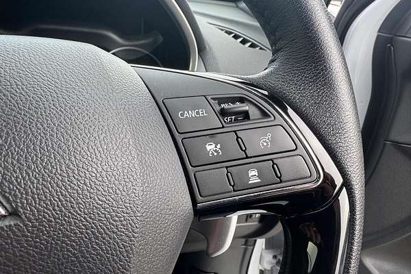 2023 Mitsubishi Eclipse Cross PHEV Exceed YB