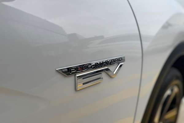 2023 Mitsubishi Eclipse Cross PHEV Exceed YB